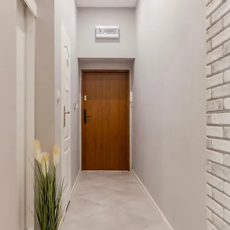 Konfortowe Mieszkanie W Centrum Łódź